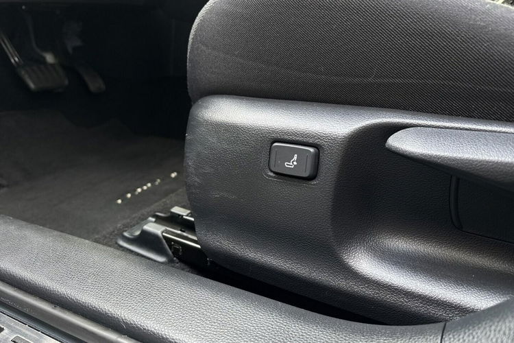 Toyota Corolla 1.5 VVTi 125KM CVT COMFORT STYLE TECH, salon Polska, gwarancja zdjęcie 27