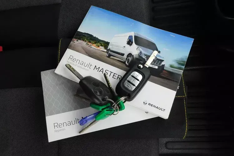 Renault Master zdjęcie 17