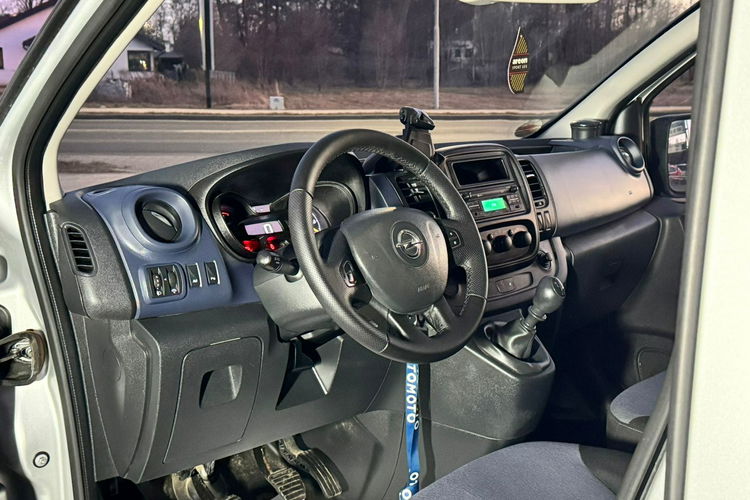 Opel Vivaro zdjęcie 10