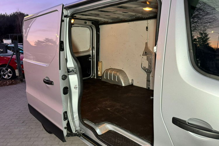 Opel Vivaro zdjęcie 12