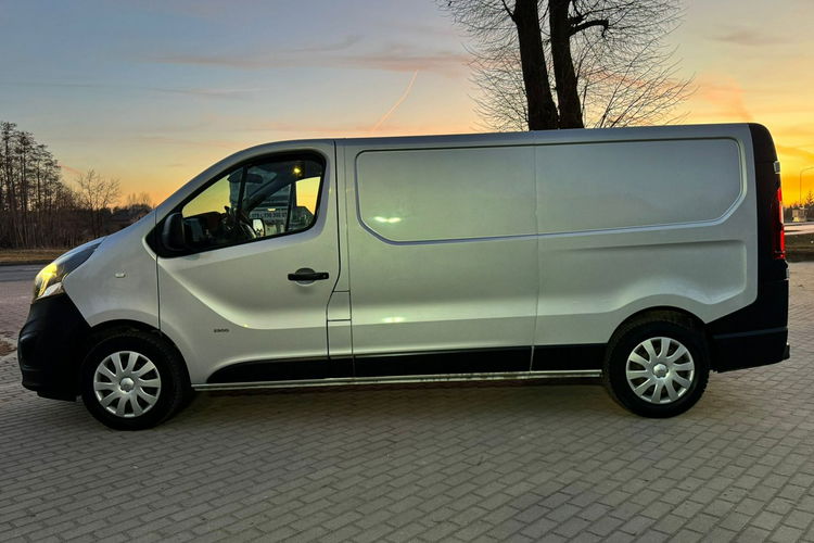 Opel Vivaro zdjęcie 8