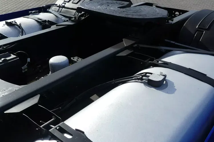 Volvo FH4 500 / EURO 6 / AUTOMAT / STANDARD / ZADBANE / zdjęcie 14