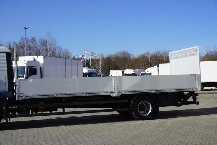 MAN TGM 15.290 sypialny / ład. 8 t / 18 EPAL / 2022 zdjęcie 8