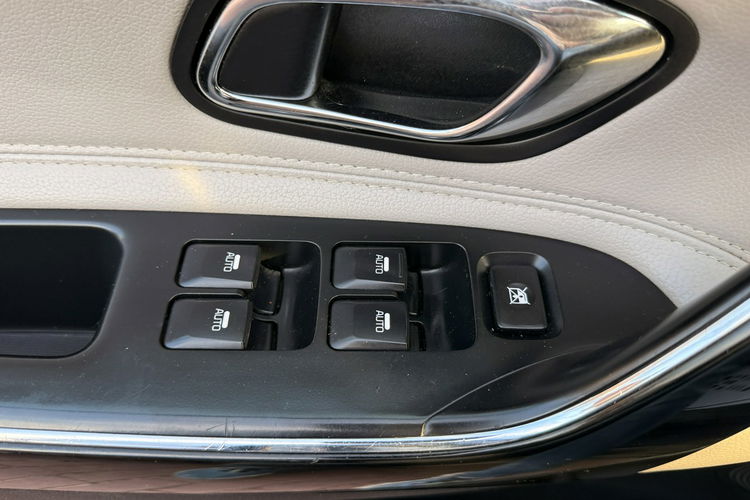 Kia Cee'd Gwarancja, Automat, Super Wypas, Xenon, Kamera cofania, Niski Przebieg zdjęcie 13