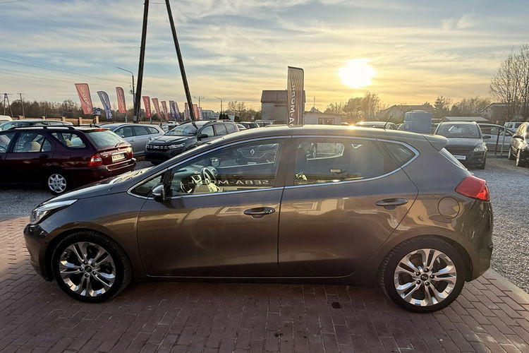 Kia Cee'd Gwarancja, Automat, Super Wypas, Xenon, Kamera cofania, Niski Przebieg zdjęcie 8
