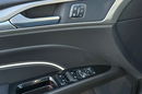Ford Mondeo Vignale 2.0 benzyna 241 KM Europa zdjęcie 23