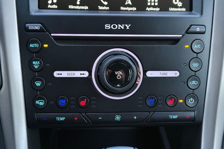 Ford Mondeo Vignale 2.0 benzyna 241 KM Europa zdjęcie 32