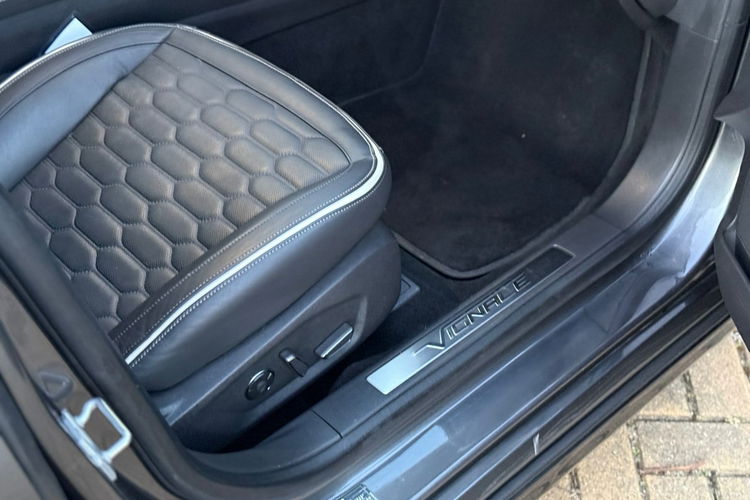 Ford Mondeo Vignale 2.0 benzyna 241 KM Europa zdjęcie 9