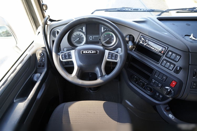 DAF XF 460 / SPACE CAB / EURO 6 zdjęcie 28