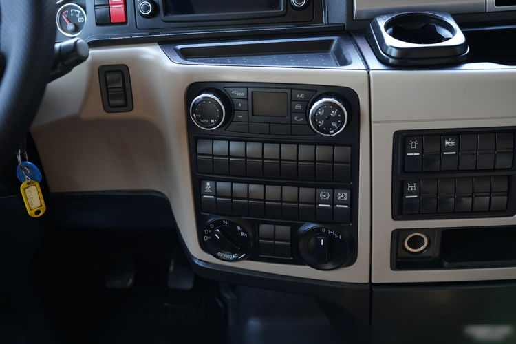 MAN TGX 18.500 / 4x4 / HYDRAULIKA / HYDRODRIVE / NISKA KABINA / EURO 6 / zdjęcie 31