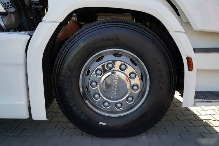 Scania R 650 / V8 / 6x4 / HYDRAULIKA /  DMC: 100.000 KG / KLIMA POSTOJOWA / 3 OSIOWY CIĄGNIK SIODŁOWY / OPONY 100%  zdjęcie 25