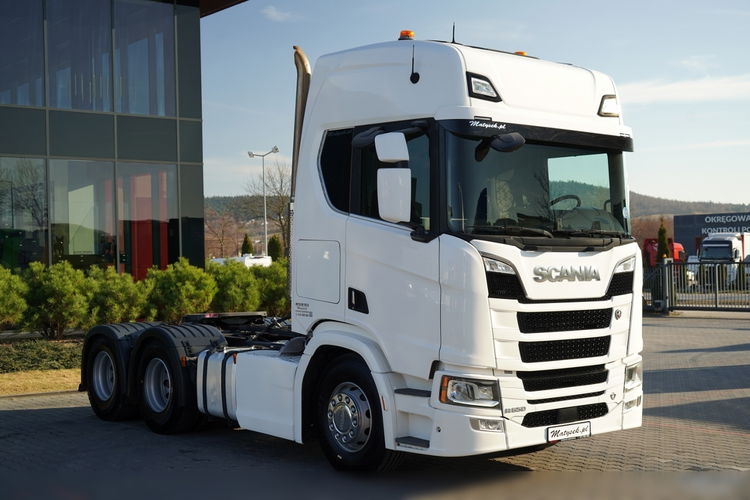 Scania R 650 / V8 / 6x4 / HYDRAULIKA /  DMC: 100.000 KG / KLIMA POSTOJOWA / 3 OSIOWY CIĄGNIK SIODŁOWY / OPONY 100%  zdjęcie 2