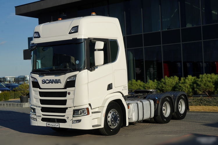 Scania R 650 / V8 / 6x4 / HYDRAULIKA /  DMC: 100.000 KG / KLIMA POSTOJOWA / 3 OSIOWY CIĄGNIK SIODŁOWY / OPONY 100%  zdjęcie 4