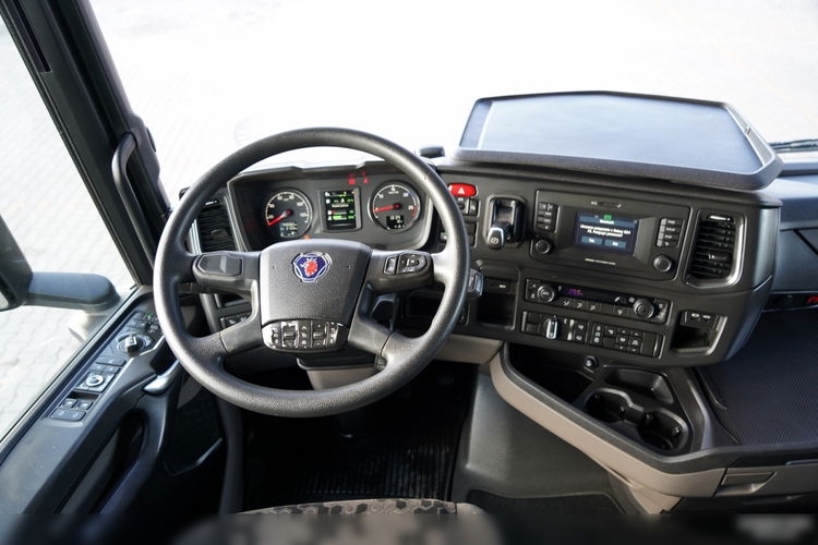 Scania S 500 / RETARDER / KLIMA POSTOJOWA / CAŁA NA PODUSZKACH / OPONY 100% zdjęcie 28