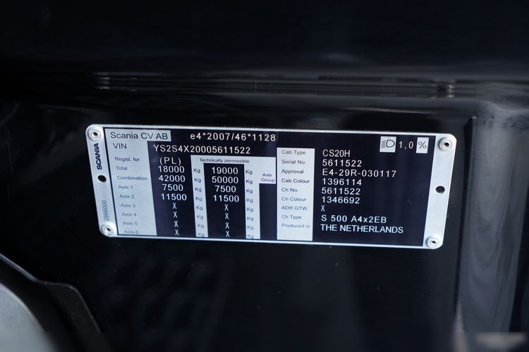 Scania S 500 / RETARDER / KLIMA POSTOJOWA / CAŁA NA PODUSZKACH / OPONY 100% zdjęcie 37