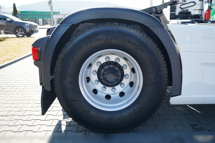 Scania R 450 / RETARDER / PEŁNY ADR /  CROWN  EDITION STREAMLINE  /  KLIMA POSTOJOWA / ALUFELGI  zdjęcie 21