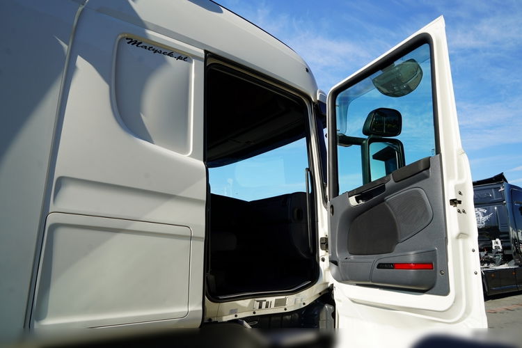 Scania R 450 / RETARDER / PEŁNY ADR /  CROWN  EDITION STREAMLINE  /  KLIMA POSTOJOWA / ALUFELGI  zdjęcie 37