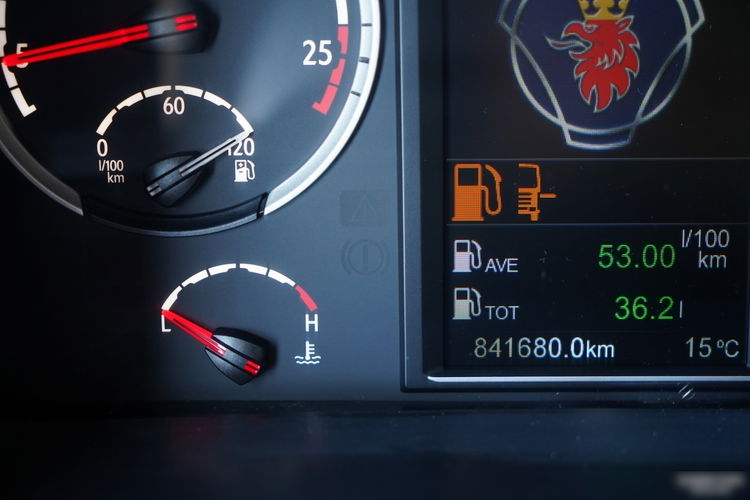 Scania R 450 / RETARDER / PEŁNY ADR /  CROWN  EDITION STREAMLINE  /  KLIMA POSTOJOWA / ALUFELGI  zdjęcie 40