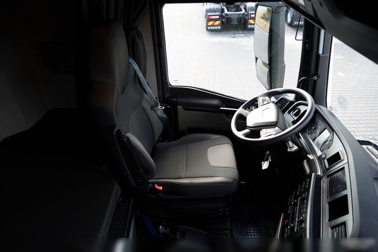 MAN TGX 18.480 / GM / RETARDER / KLIMA POSTOJOWA / NAVI zdjęcie 29