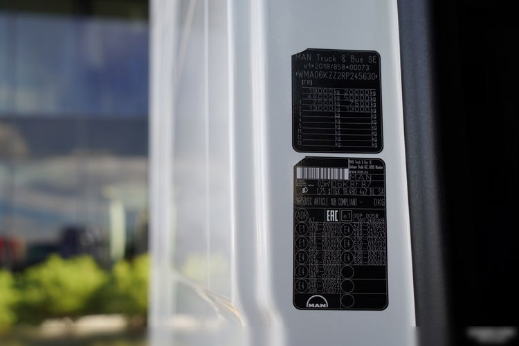 MAN TGX 18.480 / GM / RETARDER / KLIMA POSTOJOWA / NAVI zdjęcie 40