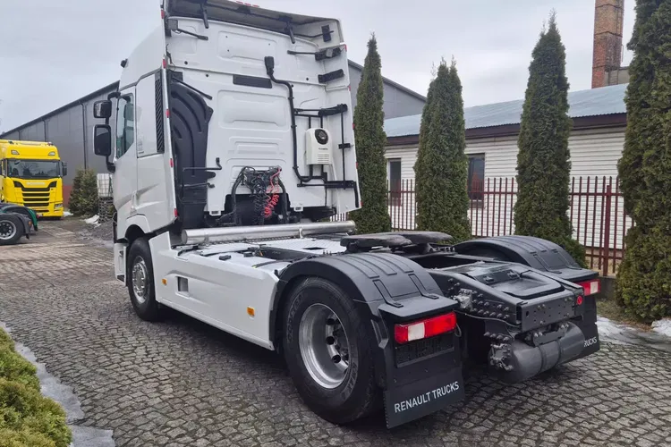 Renault T480 zdjęcie 4