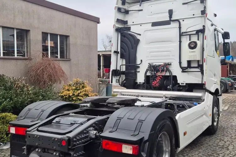 Renault T480 zdjęcie 6