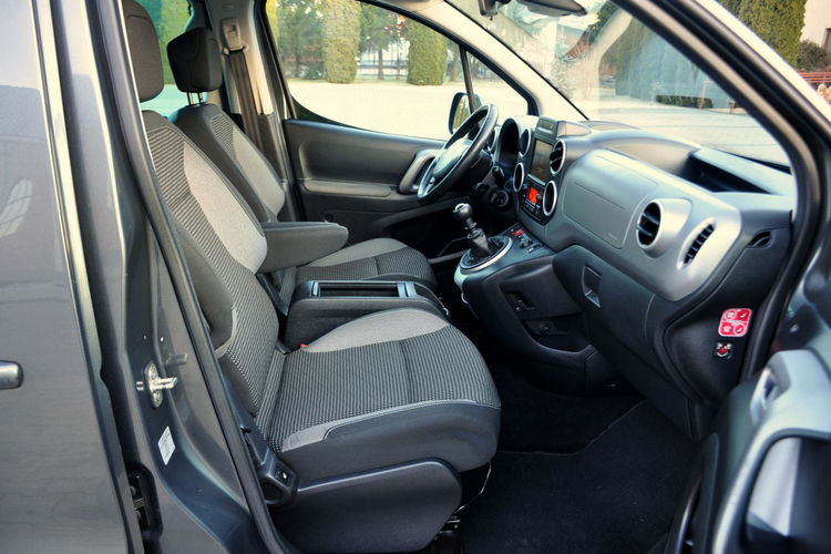 Peugeot Partner 1.6HDI(120KM) Lift Led Duża Navi Kamera Klimatronik Reling I Wł ASO zdjęcie 17