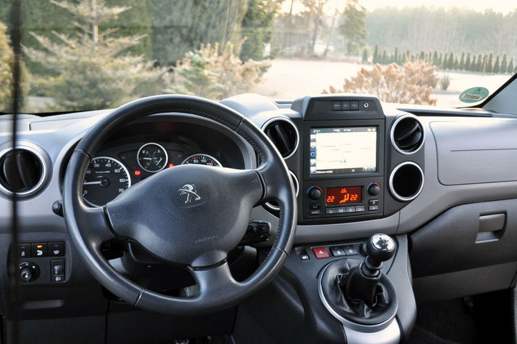 Peugeot Partner 1.6HDI(120KM) Lift Led Duża Navi Kamera Klimatronik Reling I Wł ASO zdjęcie 31