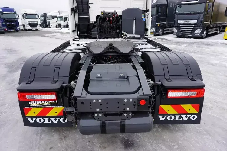 Volvo / FH / 460 / I – SAVE / XL / EURO 6 / ACC / I – COOL zdjęcie 16