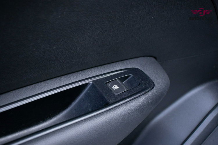 Renault Arkana Fv 23% 1.6 Benz E-Tech 145KM Hybryda Bezwypadkowy Pełny Serwis ASO zdjęcie 33