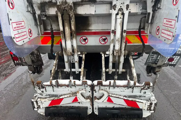 Mercedes AROCS 2536 eur6 FAUN VARIOPRSS520 zdjęcie 9