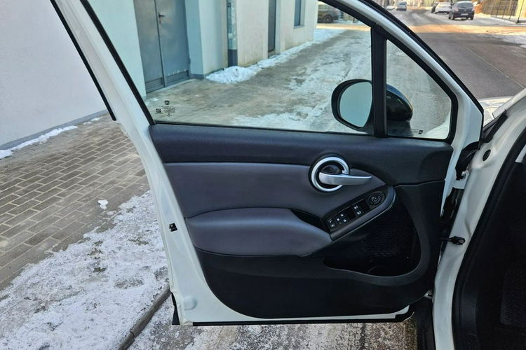 Fiat 500x 1.6 benzyna bardzo ładny zarejestrowany zdjęcie 11