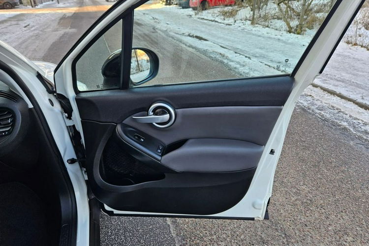 Fiat 500x 1.6 benzyna bardzo ładny zarejestrowany zdjęcie 17