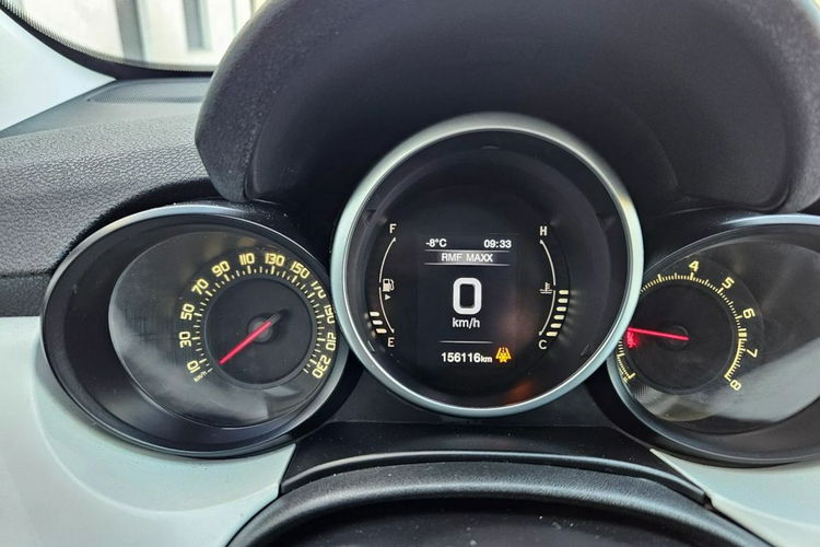Fiat 500x 1.6 benzyna bardzo ładny zarejestrowany zdjęcie 9