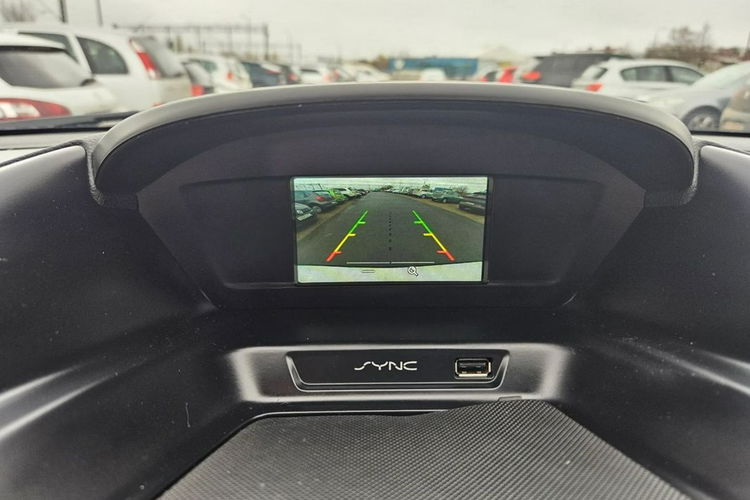 Ford Kuga 2,0 TDCI napęd 4x4 kamera skóry ładna zarejestrowana zdjęcie 17