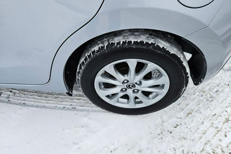 Mazda 2 1,5 SKYACTIV nawigacja klimatyzacja zarejestrowana zdjęcie 20