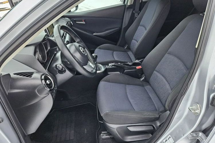 Mazda 2 1,5 SKYACTIV nawigacja klimatyzacja zarejestrowana zdjęcie 3