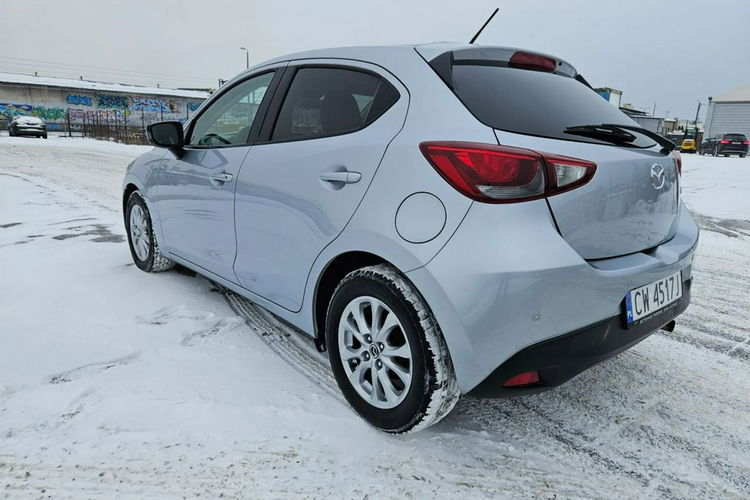 Mazda 2 1,5 SKYACTIV nawigacja klimatyzacja zarejestrowana zdjęcie 5