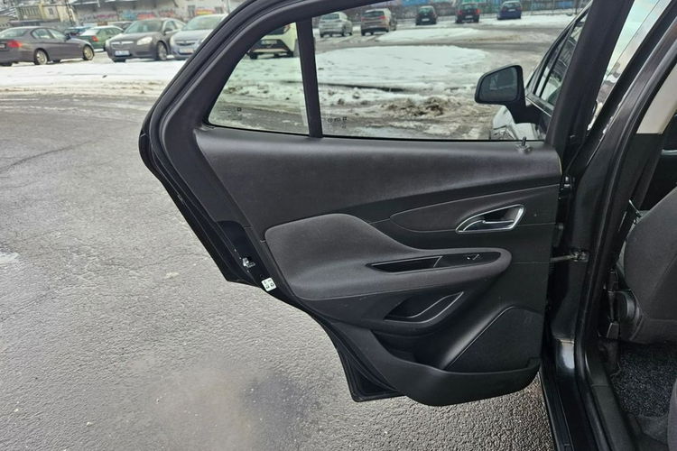 Opel Mokka 1,4 16V Turbo 4x4 159000 km śliczna zarejetrowana zdjęcie 12
