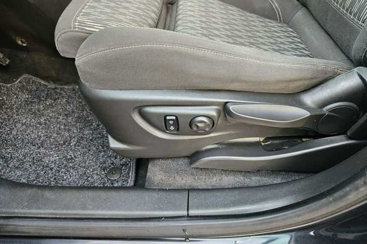 Opel Mokka 1,4 16V Turbo 4x4 159000 km śliczna zarejetrowana zdjęcie 18