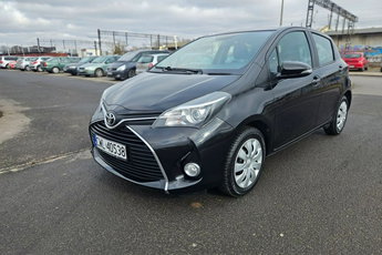 Toyota Yaris 1.33 VVT-i kamera klimatyzacja ładna zarejetrowana