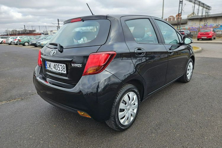 Toyota Yaris 1,33 VVT-i kamera klimatyzacja ładna zarejetrowana zdjęcie 8