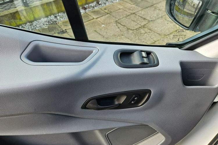 Ford Transit 2,0 Diesel klimatyzacja 157 000 km zadbany zarejestrowany zdjęcie 10