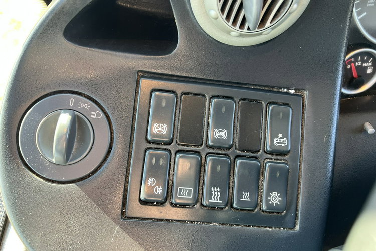 CARRIER A91164E3 , PODMIEJSKI , SZKOLNY AUTOBUS MAN CARRIER A91, szkolny 63 miejsc, Klima, Winda dla inwalidów zdjęcie 15