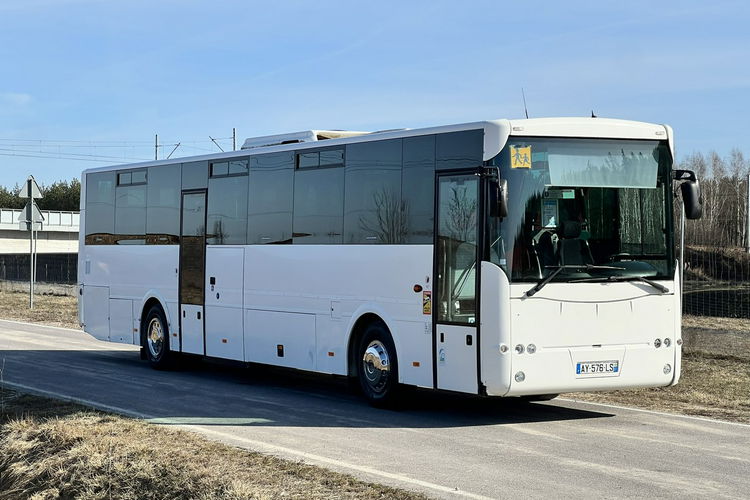 CARRIER A91164E3 , PODMIEJSKI , SZKOLNY AUTOBUS MAN CARRIER A91, szkolny 63 miejsc, Klima, Winda dla inwalidów zdjęcie 2