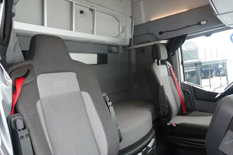 Renault T480 13L / EURO 6 / STANDARD / IDEALNY STAN / LIFT / zdjęcie 24