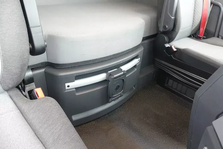 Renault T480 13L / EURO 6 / STANDARD / IDEALNY STAN / LIFT / zdjęcie 25