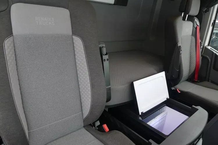 Renault T480 13L / EURO 6 / STANDARD / IDEALNY STAN / LIFT / zdjęcie 26