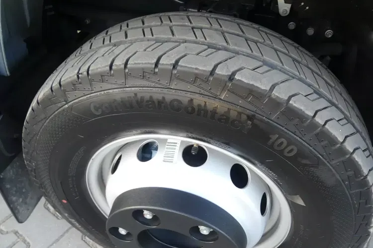 Iveco DAILY 70C18 / SKRZYNIA / FABRYCZNIE NOWE / NA PODUSZKACH / zdjęcie 13