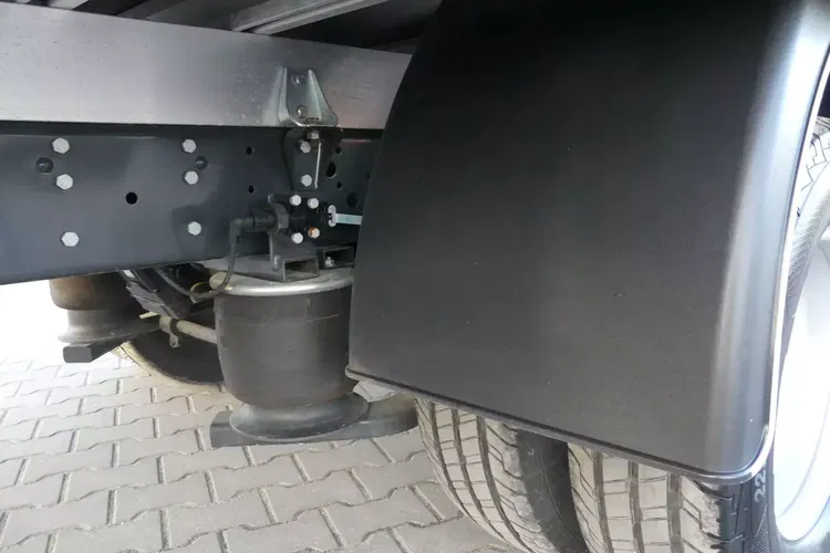 Iveco DAILY 70C18 / SKRZYNIA / FABRYCZNIE NOWE / NA PODUSZKACH / zdjęcie 17